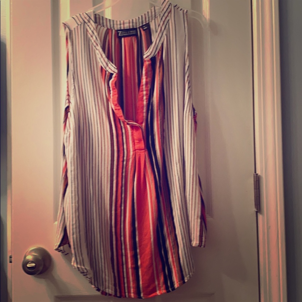 Sleeveless business casual multicolor shirt